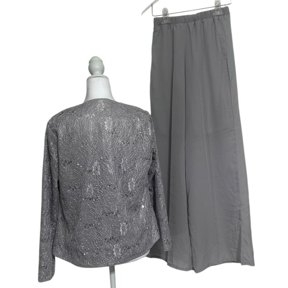 NWOT Formal Pantsuit 3Pc Set Small Gray Silver Sequined Lace Top Jacket & Pants - Picture 2 of 12